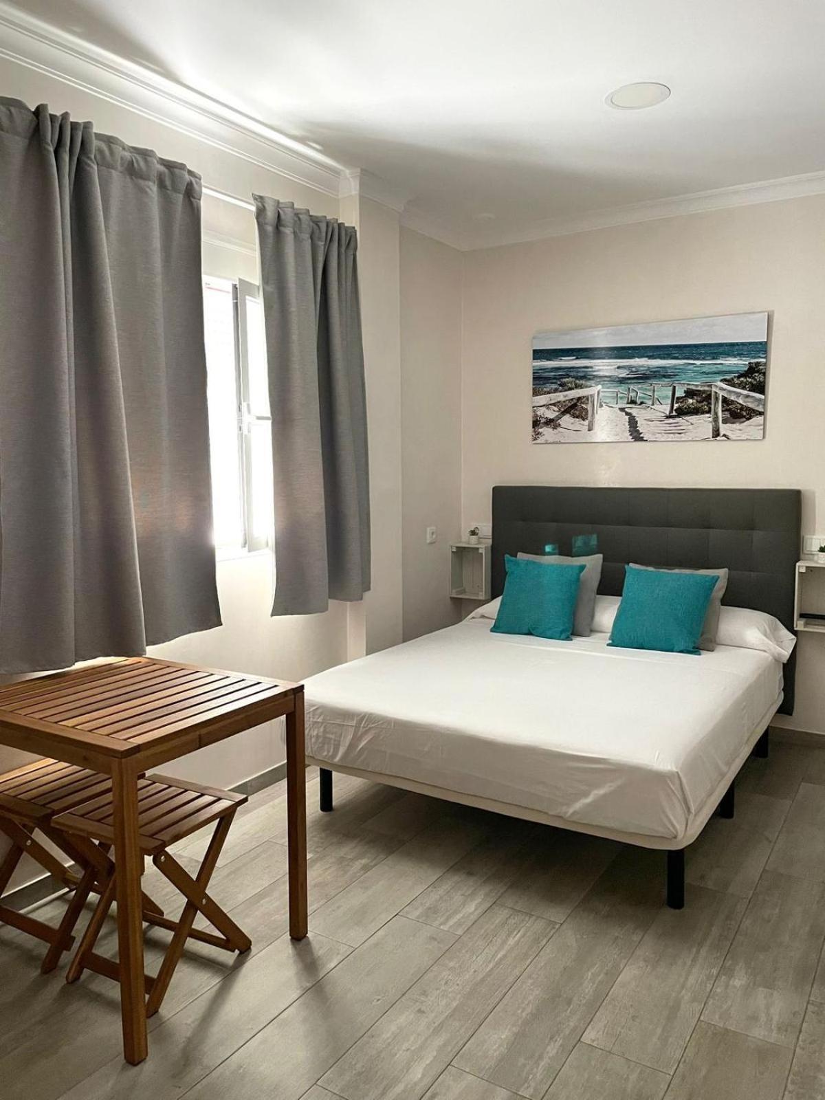 Hostal La Tarayuela Barbate Exteriör bild